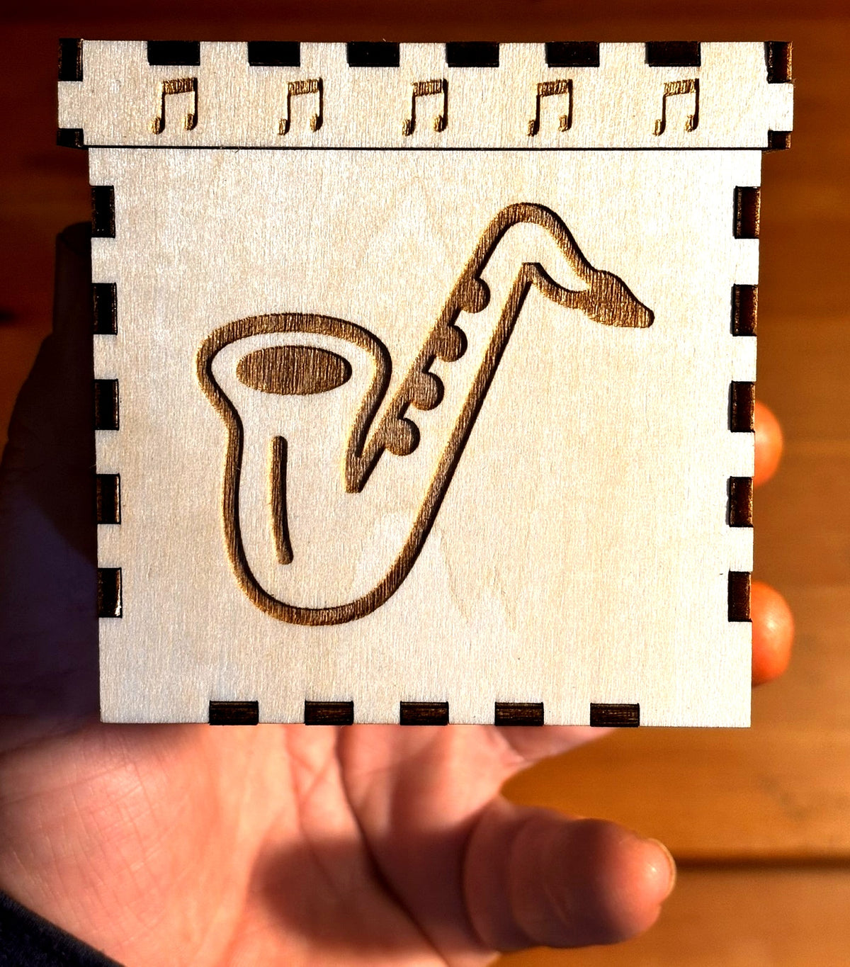 Caja Artesanal Musical Arrelàser